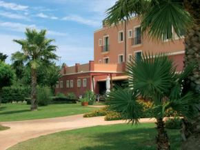 Отель Hotel Club Baia Samuele  Сампьери